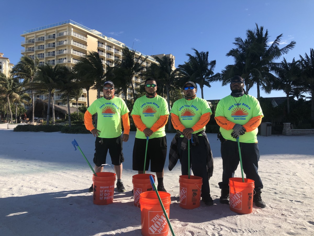 Venture Construction Group of Florida Staff and Crews Volunteer at Beach Cleanup